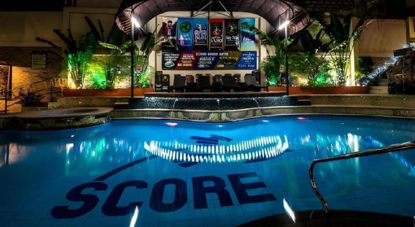 Score Birds Hotel アンヘレス エクステリア 写真